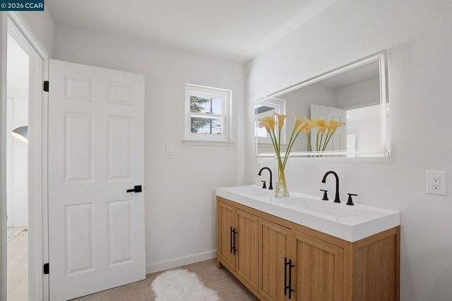 1630 Nicholas Dr, Concord, CA 94520