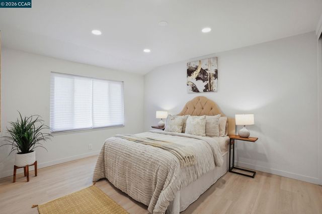 1630 Nicholas Dr, Concord, CA 94520