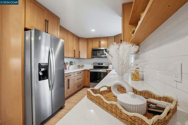 1630 Nicholas Dr, Concord, CA 94520