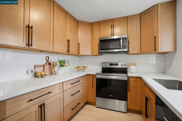 1630 Nicholas Dr, Concord, CA 94520