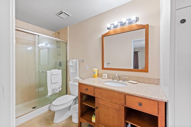 1150 E Amado Road 20c2, Palm Springs, CA 92262