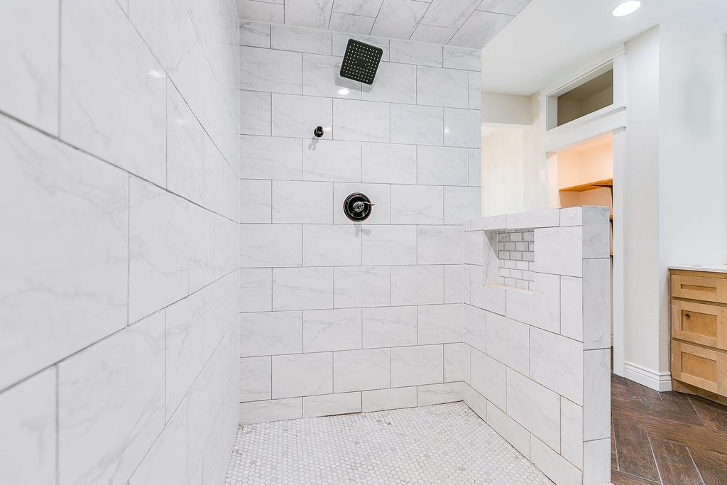 Image 20 of property listing at 15555 Deer Valley Loop, Carlsbad, TX 76934
