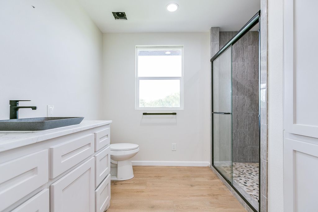 Image 53 of property listing at 15555 Deer Valley Loop, Carlsbad, TX 76934