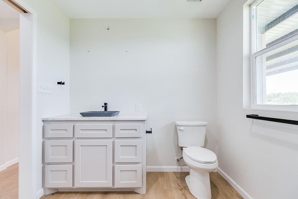 Image 55 of property listing at 15555 Deer Valley Loop, Carlsbad, TX 76934