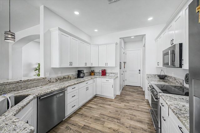 24009 W REDBIRD Road, Wittmann, AZ 85361
