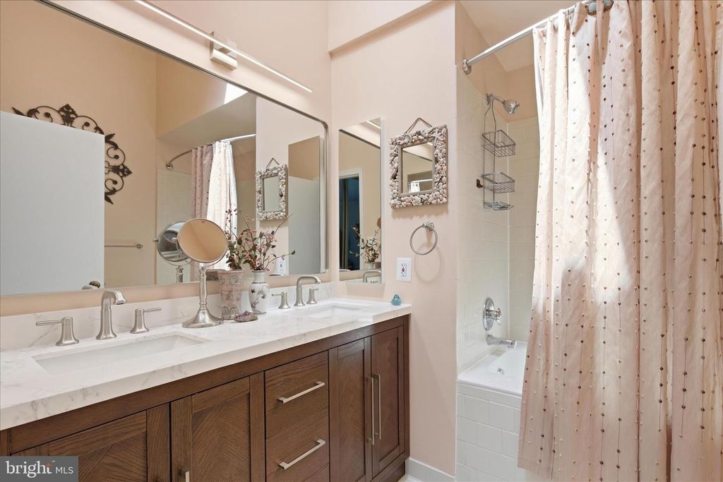 Image 32 of property listing at 1943 HICKORY HILL LN, Silver Spring, MD 20906