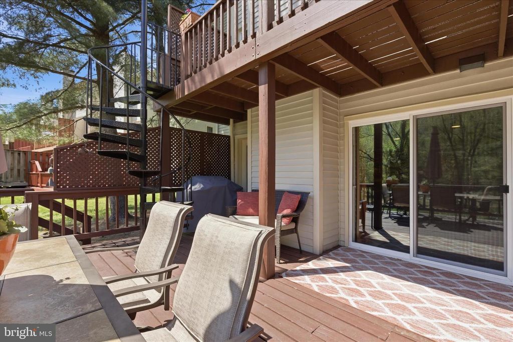 Image 42 of property listing at 1943 HICKORY HILL LN, Silver Spring, MD 20906