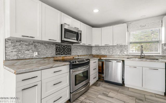 2576 Sunset Drive, New Smyrna Beach, FL 32168