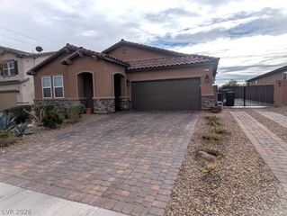 4811 Shady Chestnut Court, Las Vegas, NV 89131