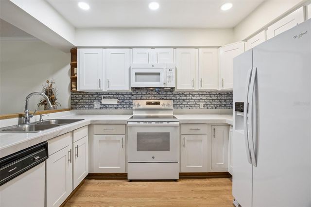 1546 STORMWAY COURT, Apopka, FL 32712