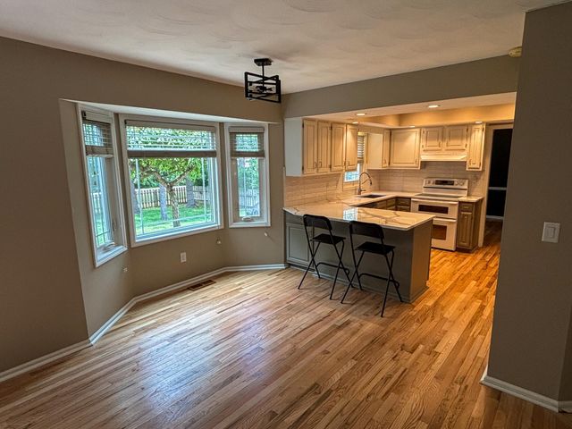 621 Valley Wood Court, Westerville, OH 43081