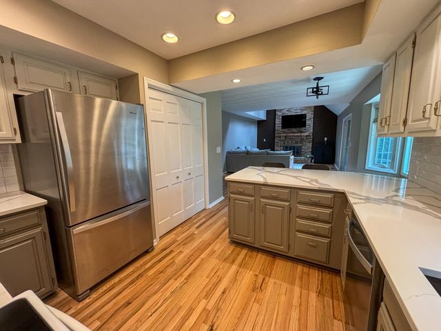 621 Valley Wood Court, Westerville, OH 43081