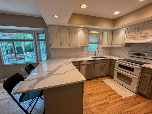 621 Valley Wood Court, Westerville, OH 43081
