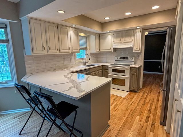 621 Valley Wood Court, Westerville, OH 43081