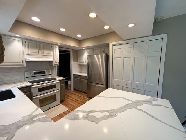 621 Valley Wood Court, Westerville, OH 43081