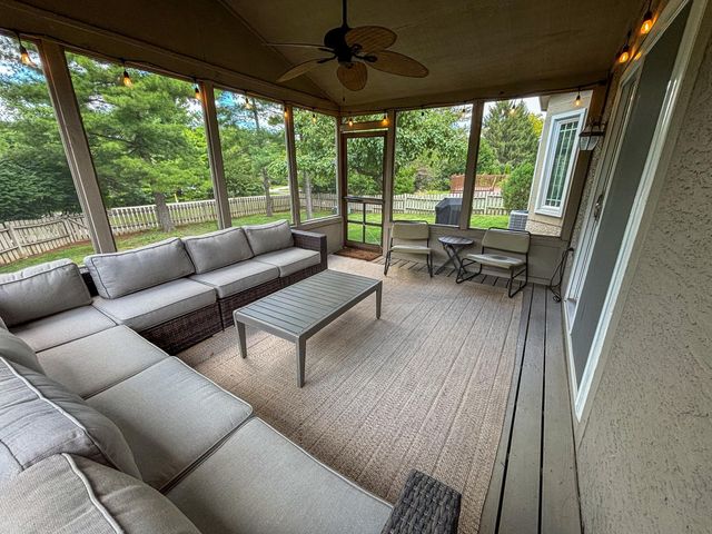 621 Valley Wood Court, Westerville, OH 43081