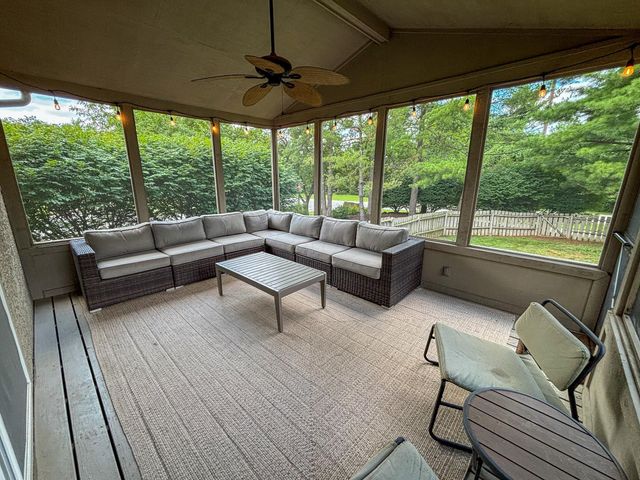 621 Valley Wood Court, Westerville, OH 43081