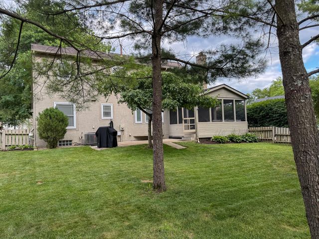 621 Valley Wood Court, Westerville, OH 43081