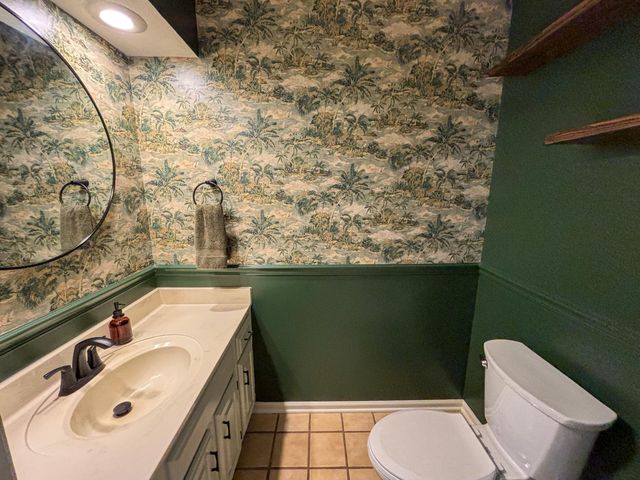 621 Valley Wood Court, Westerville, OH 43081