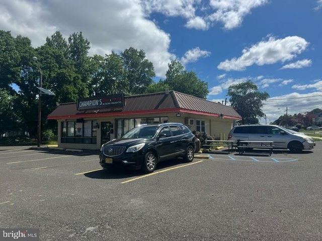 713 DELSEA DR, Westville, NJ 08093