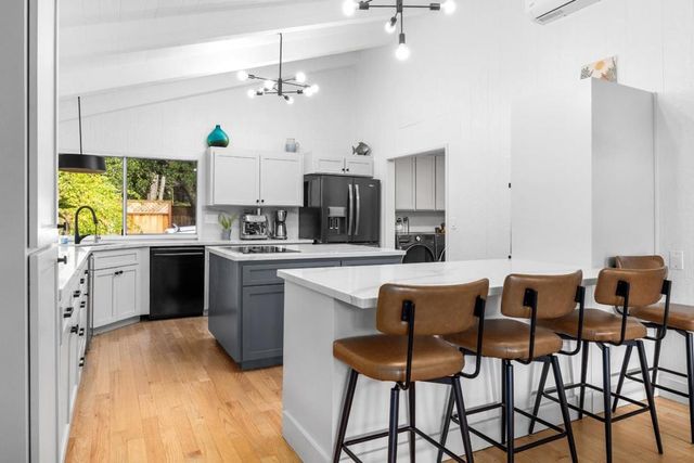 188 Kelly Lane, Santa Cruz, CA 95060