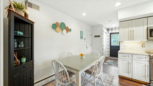 3711 Bobolink Crossover Drive, Fort Wayne, IN 46815