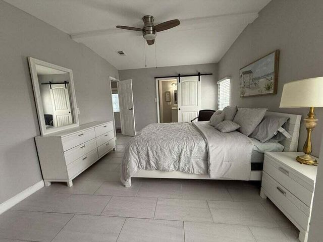 6085 Seashore Drive, Atlantis, FL 33462