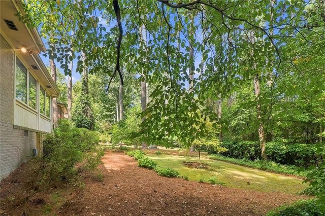 1550 Diamond Head Circle, Decatur, GA 30033