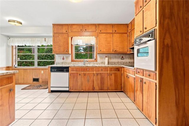 1550 Diamond Head Circle, Decatur, GA 30033