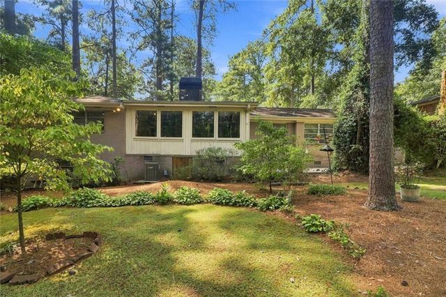 1550 Diamond Head Circle, Decatur, GA 30033