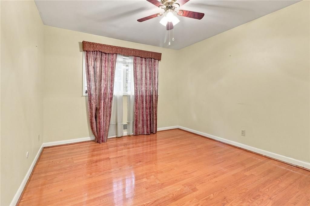 Image 28 of property listing at 1550 Diamond Head Circle, Decatur, GA 30033