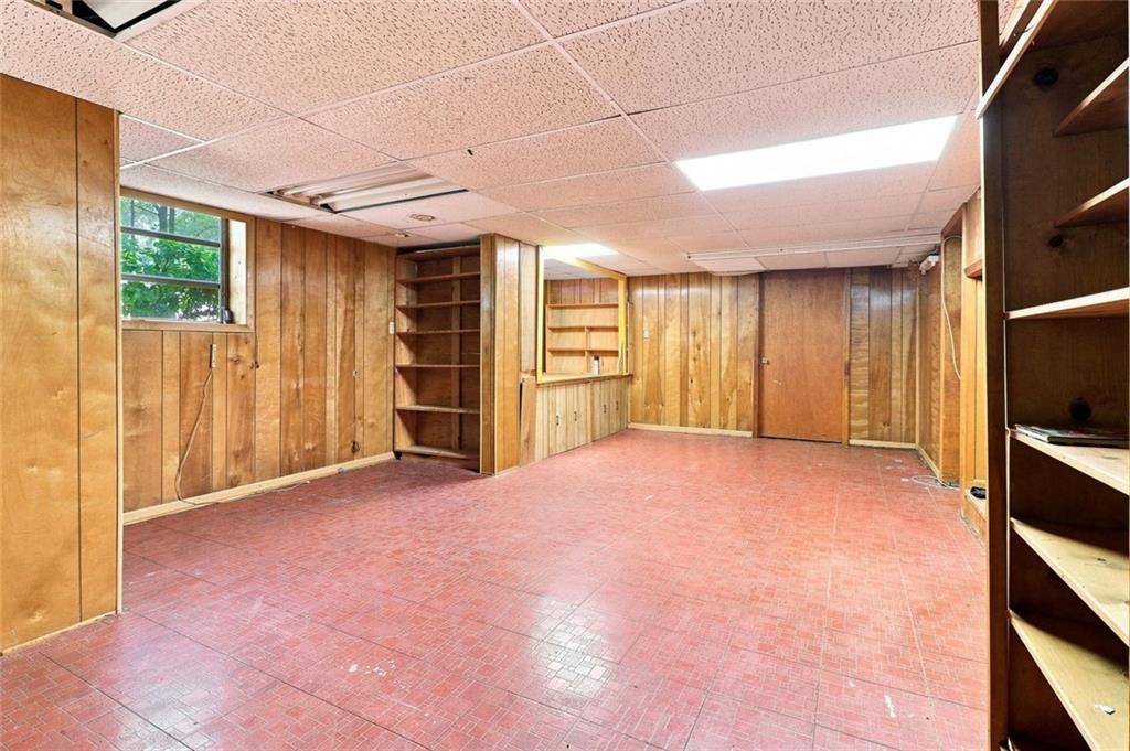 Image 46 of property listing at 1550 Diamond Head Circle, Decatur, GA 30033