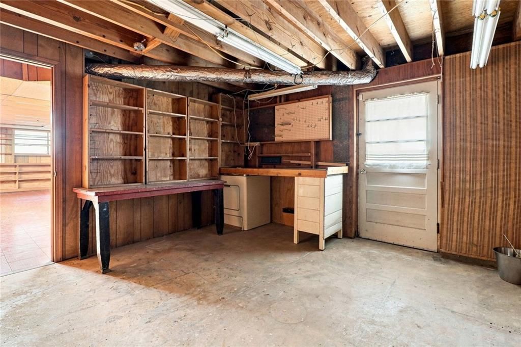 Image 49 of property listing at 1550 Diamond Head Circle, Decatur, GA 30033