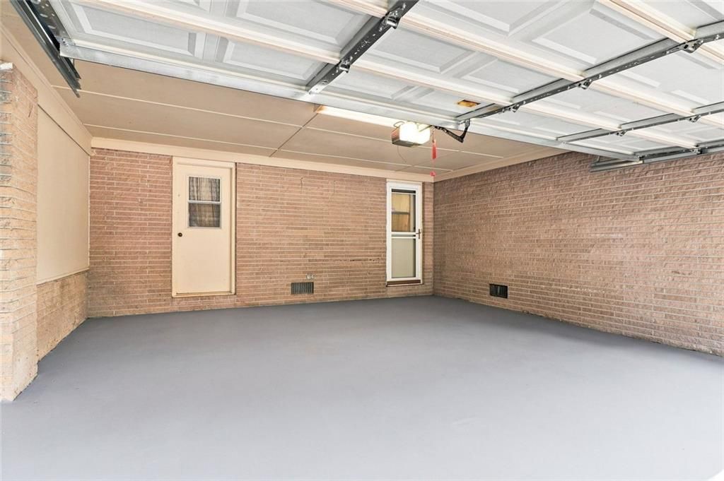 Image 50 of property listing at 1550 Diamond Head Circle, Decatur, GA 30033