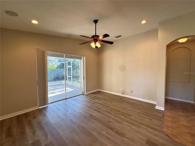 8037 MOCCASIN TRAIL DRIVE, Riverview, FL 33578