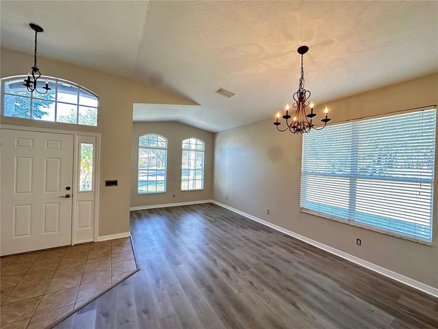 8037 MOCCASIN TRAIL DRIVE, Riverview, FL 33578