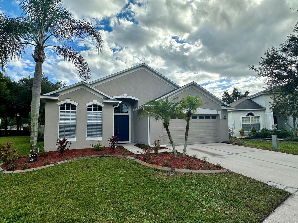 8037 MOCCASIN TRAIL DRIVE, Riverview, FL 33578