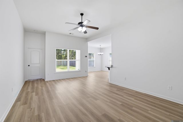 43104 Pineside Ave, Prairieville, LA 70769