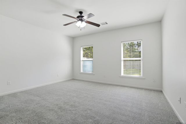 43104 Pineside Ave, Prairieville, LA 70769