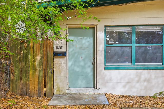 1605 DAUPHIN LN, Orlando, FL 32803