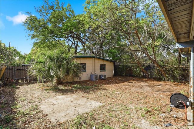 1605 DAUPHIN LN, Orlando, FL 32803