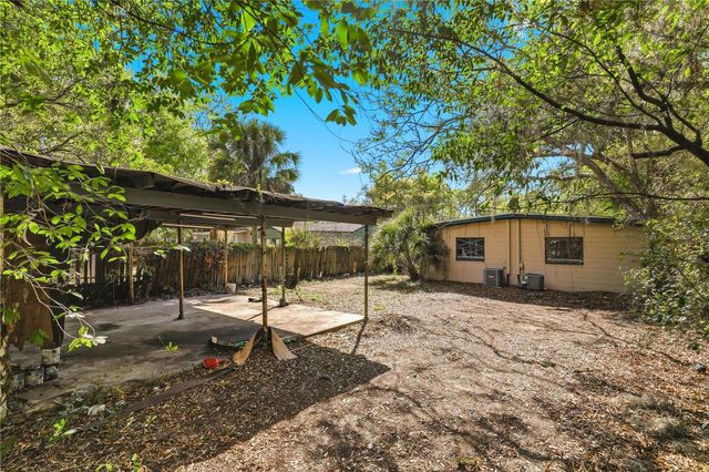 1605 DAUPHIN LN, Orlando, FL 32803