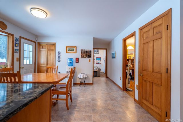 13 Bray Farm Lane, Wappingers Falls, NY 12590