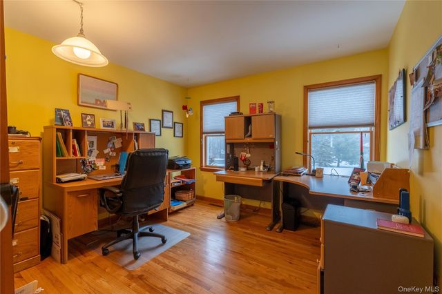 13 Bray Farm Lane, Wappingers Falls, NY 12590