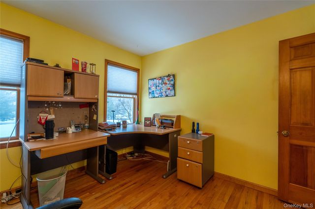 13 Bray Farm Lane, Wappingers Falls, NY 12590