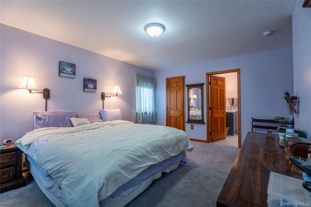 13 Bray Farm Lane, Wappingers Falls, NY 12590