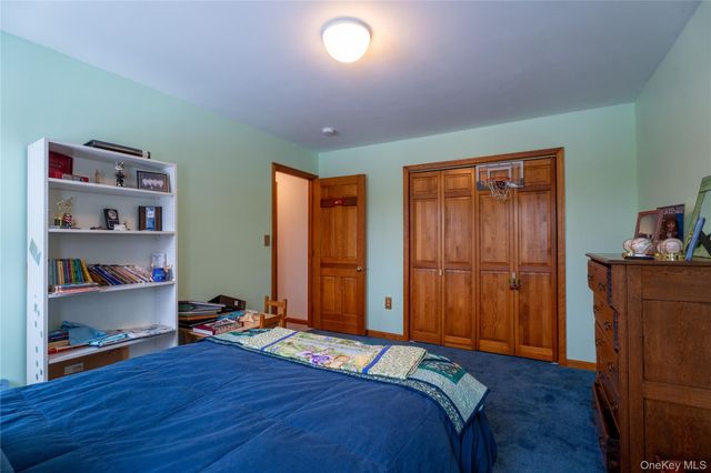 13 Bray Farm Lane, Wappingers Falls, NY 12590