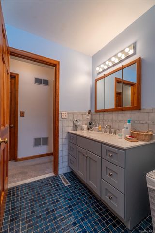 13 Bray Farm Lane, Wappingers Falls, NY 12590