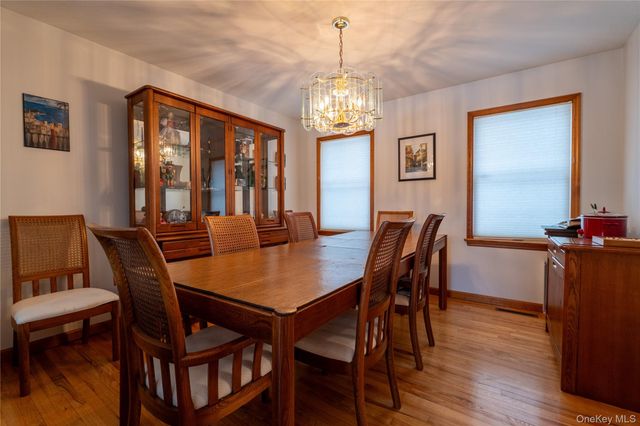 13 Bray Farm Lane, Wappingers Falls, NY 12590