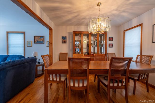 13 Bray Farm Lane, Wappingers Falls, NY 12590